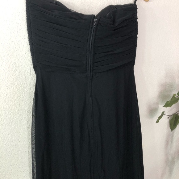 Cache Black Gown With Pink Detail - Picture 5 of 8